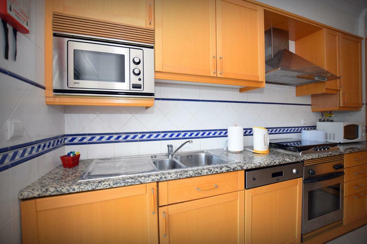 Old Town Apartment อัลบูเฟรา ภายนอก รูปภาพ